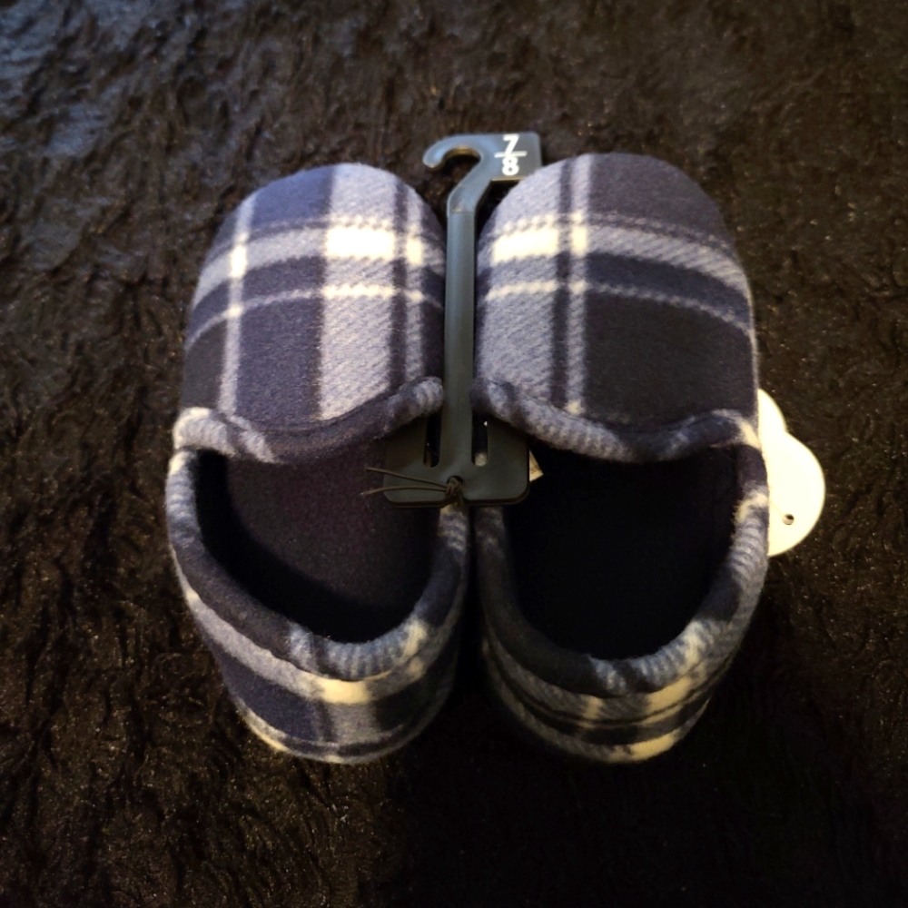 Boys slippers 💥